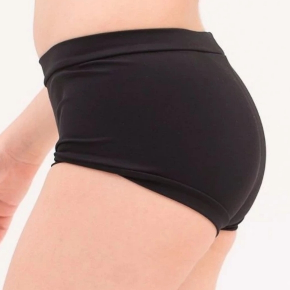 Second Skin Dallas Dance/Gymnastics Shorts - Picture 4 of 4